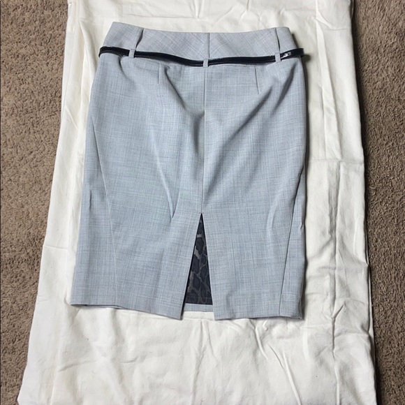 Belted Light Gray Express Skirt - Picture 2 of 3